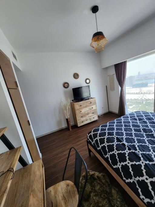 Apartamento Cozy 1Br In Iconic Tower Abu Dabi Exterior foto